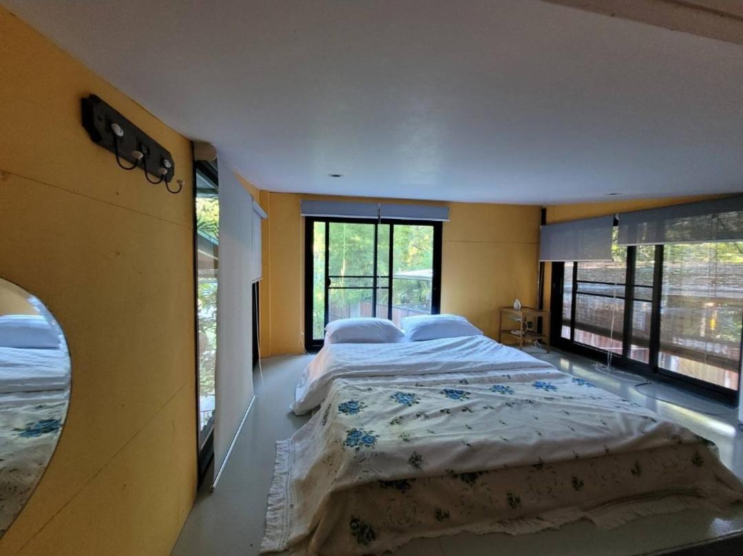 הוילה Ban Khanong Phra Klang Brookhouse At Khaoyai מראה חיצוני תמונה